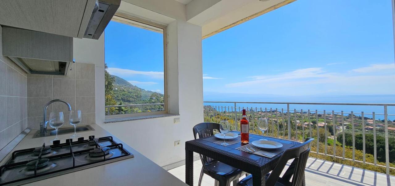 Naturamare Apartments - Piscina Idromassaggio Con Vista Mare Aperta Fino Alle Ore 22-00 Капо-Ватикано Екстер'єр фото