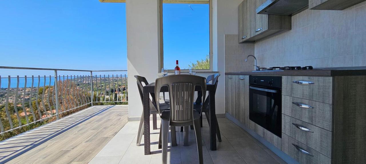 Naturamare Apartments - Piscina Idromassaggio Con Vista Mare Aperta Fino Alle Ore 22-00 Капо-Ватикано Екстер'єр фото